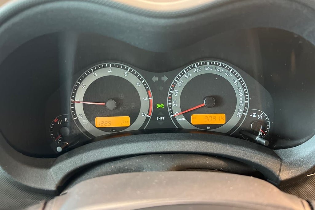 Vehicle Image 16