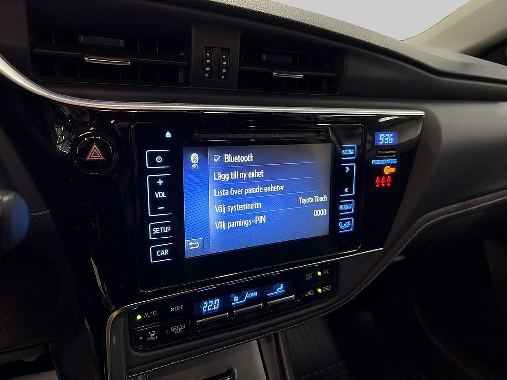 Vehicle Image 17