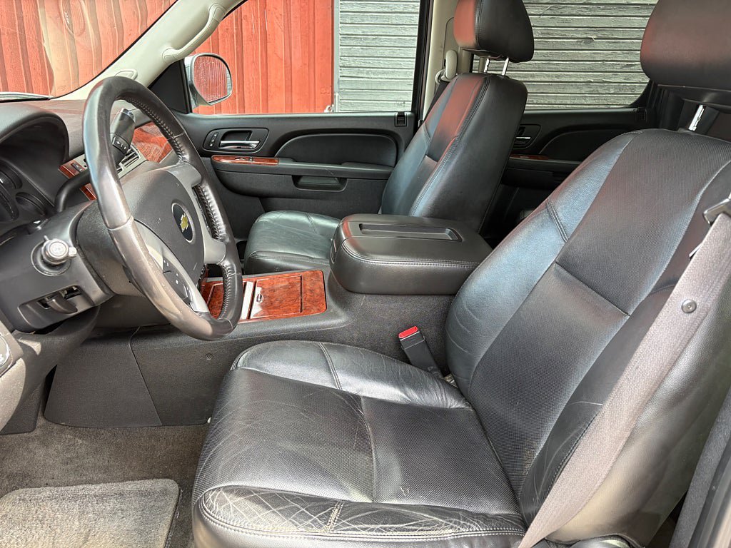 Vehicle Image 11