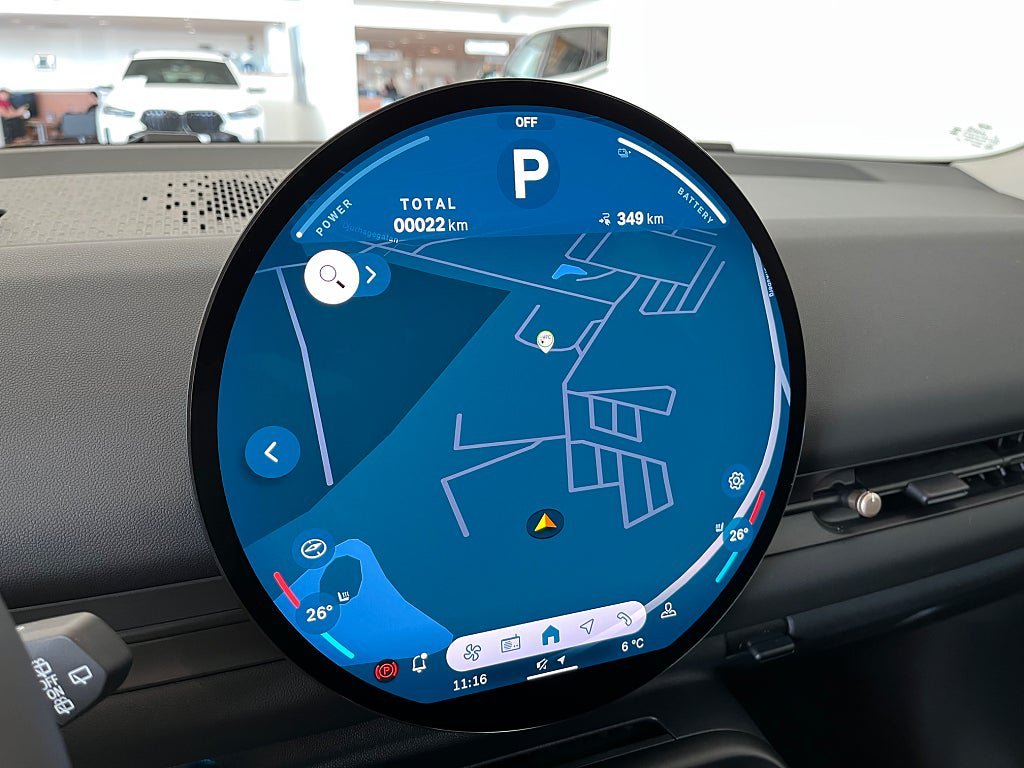 Vehicle Image 9