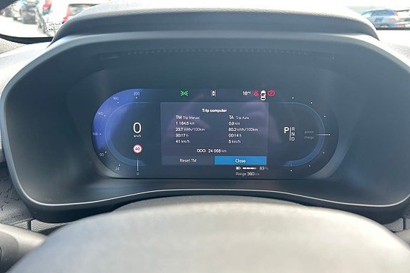 Vehicle Image 36