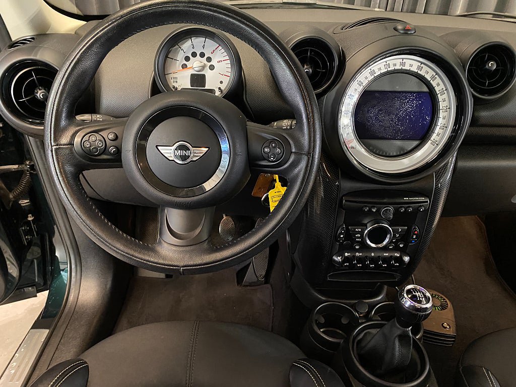 Vehicle Image 36