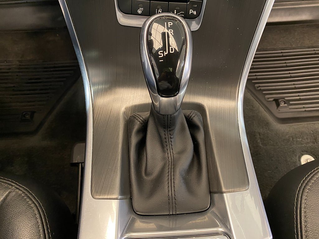 Vehicle Image 38