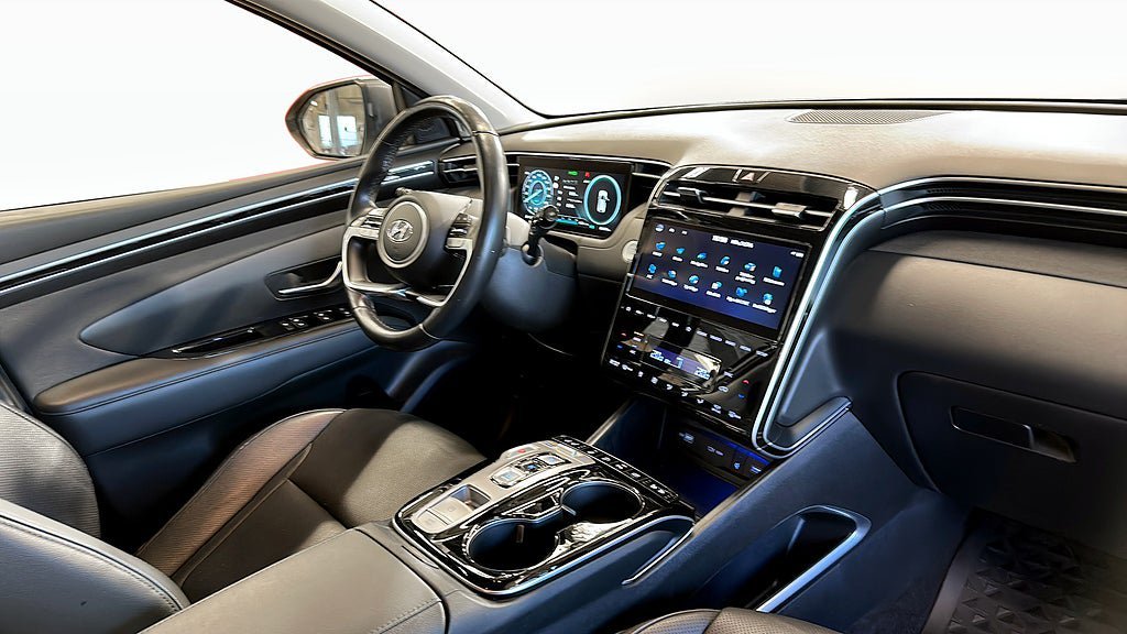 Vehicle Image 11