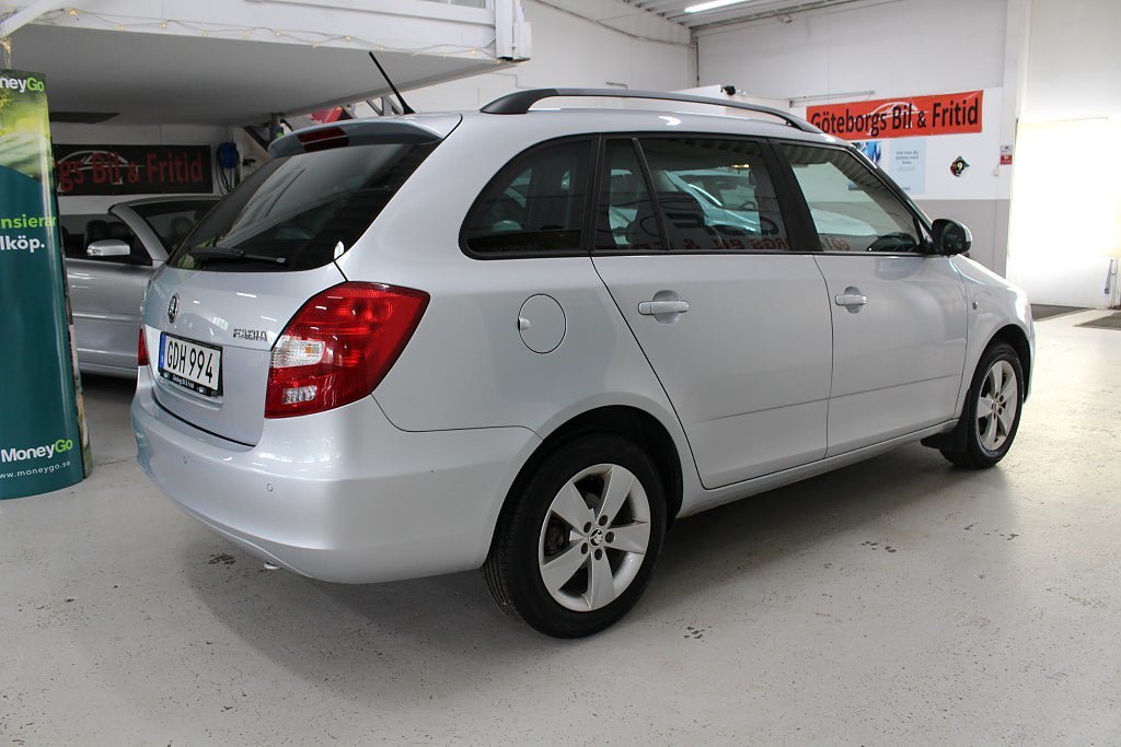 Vehicle Image 7
