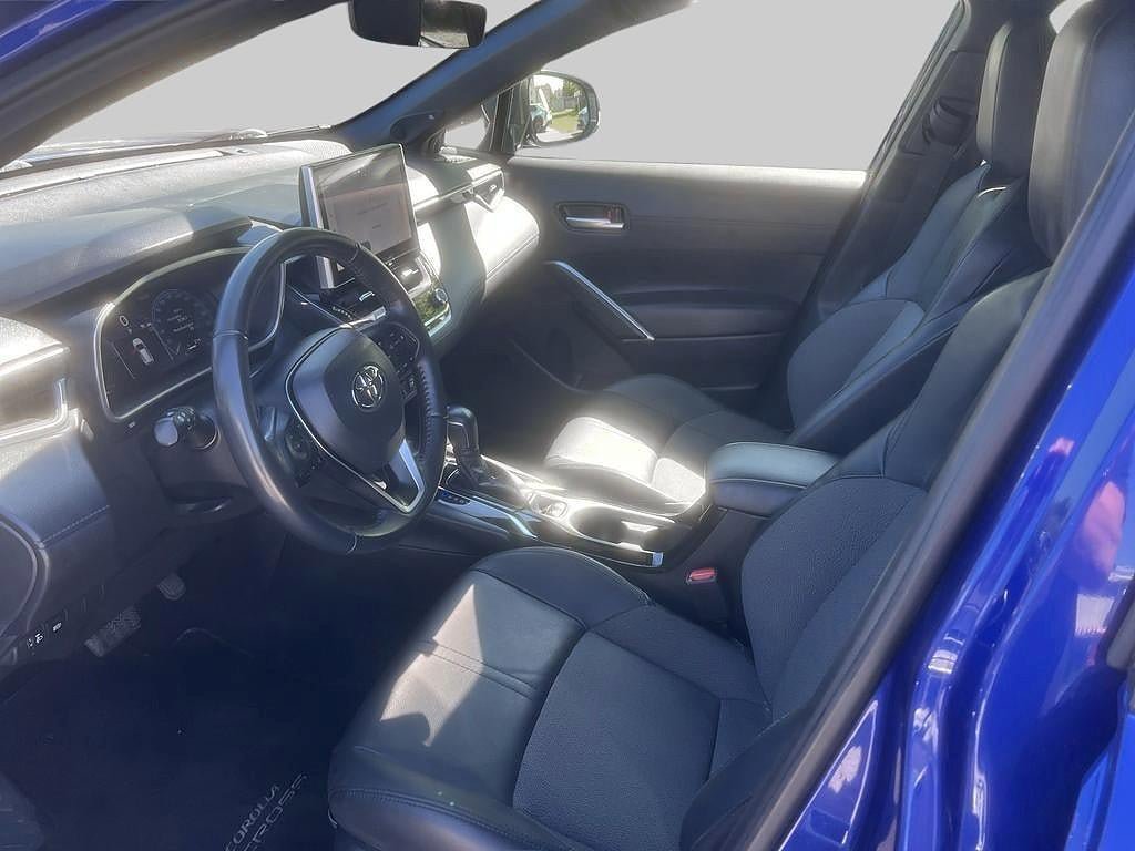 Vehicle Image 7