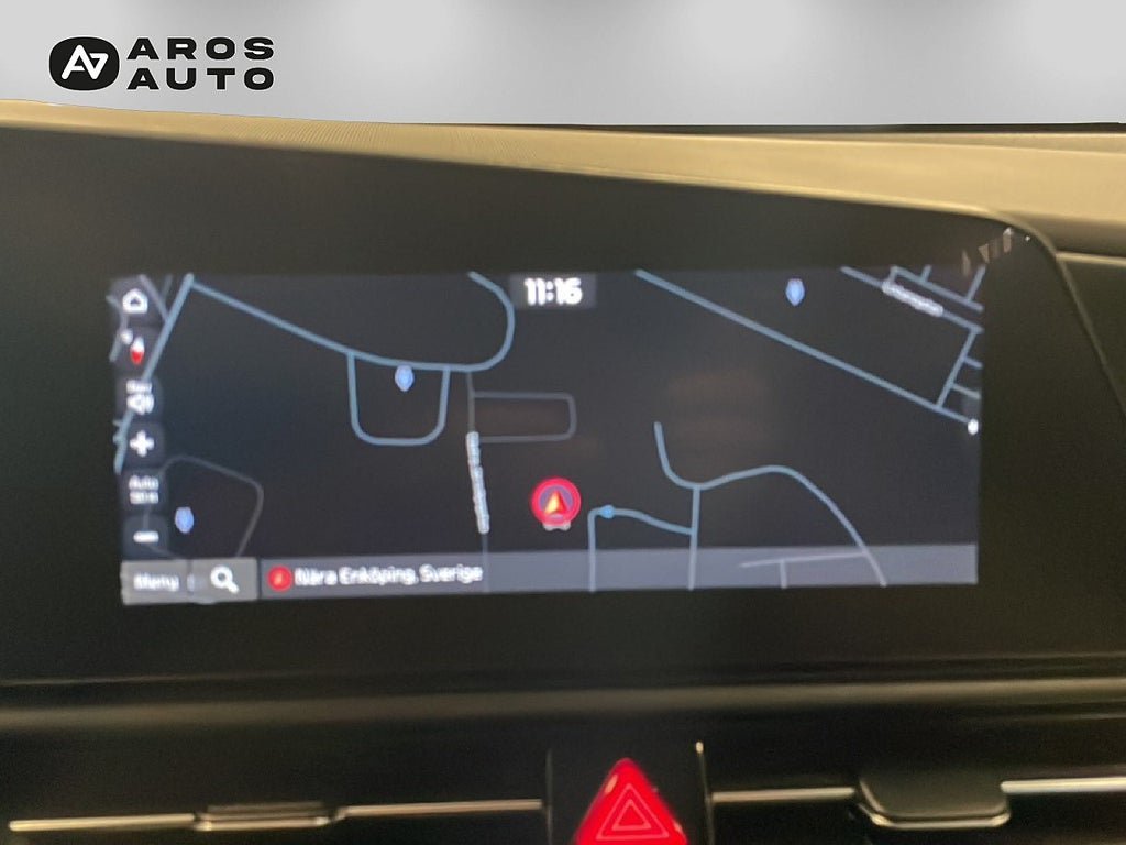 Vehicle Image 11