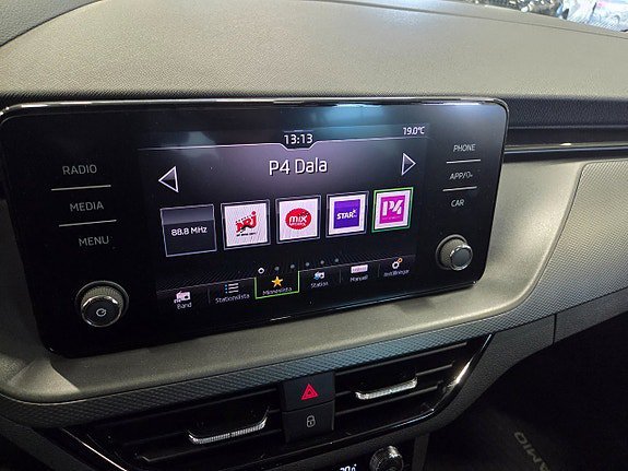 Vehicle Image 13