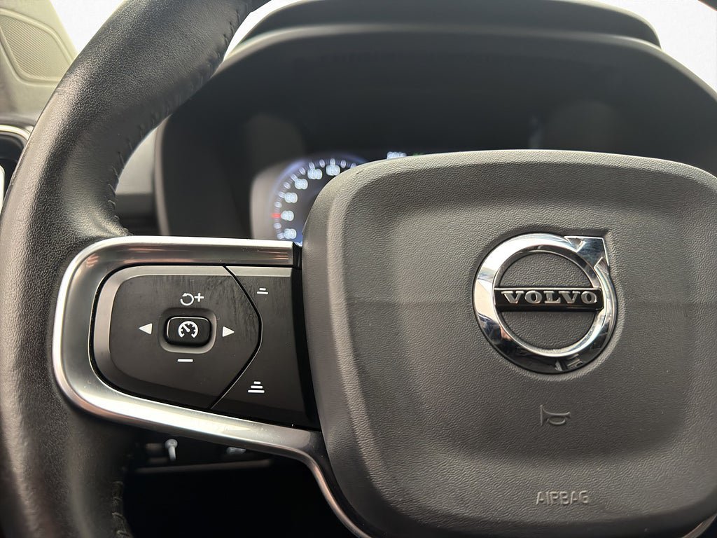 Vehicle Image 28