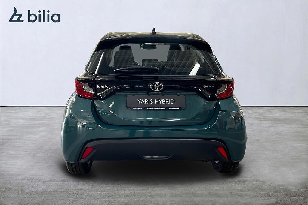 Vehicle Image 8