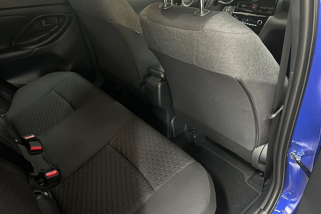 Vehicle Image 15