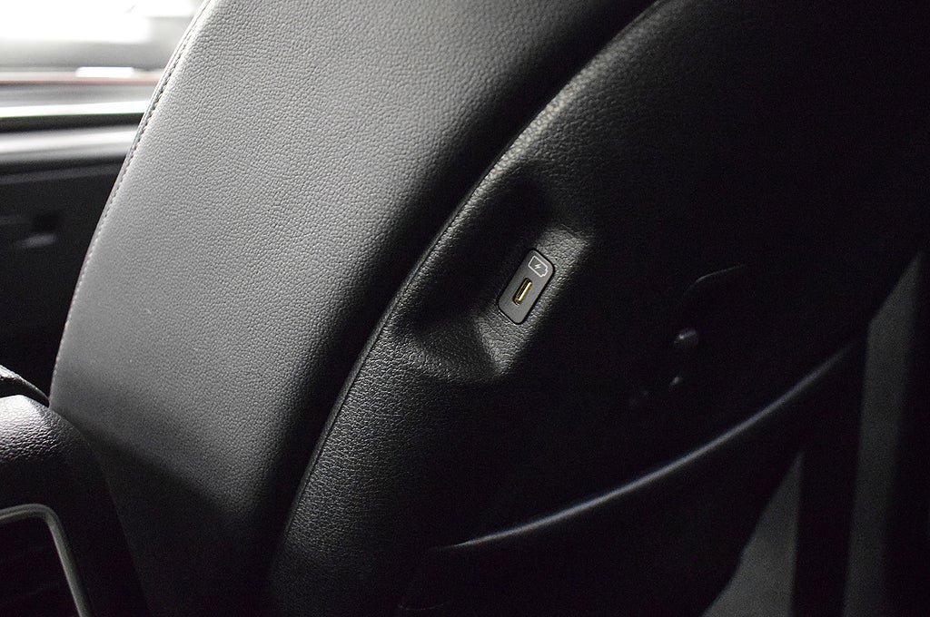 Vehicle Image 26
