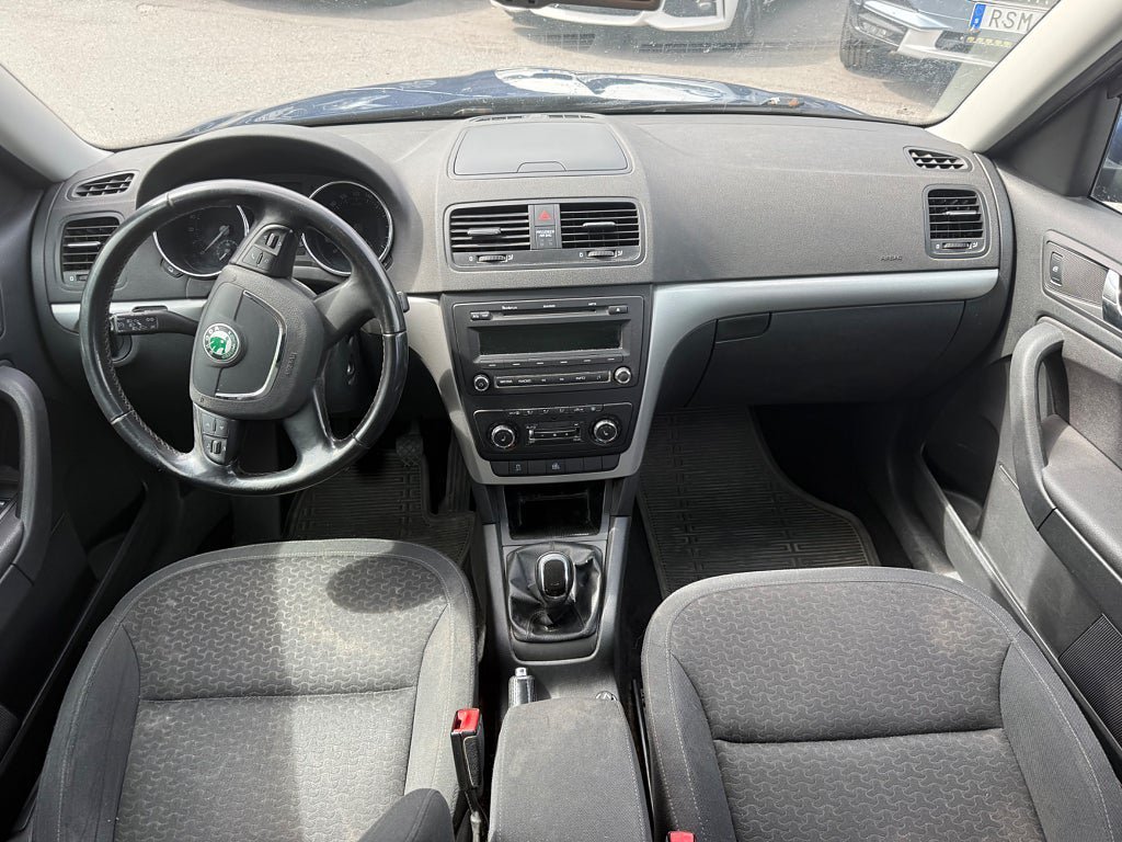 Vehicle Image 7