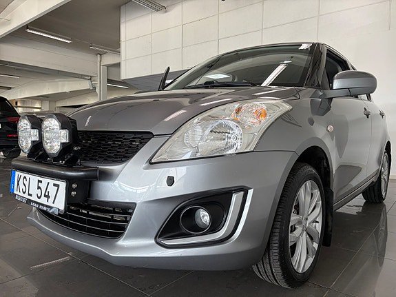 Vehicle Image 8