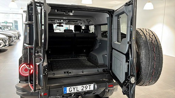 Vehicle Image 24