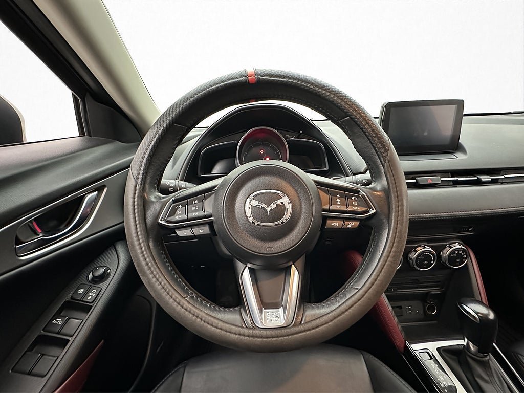 Vehicle Image 13