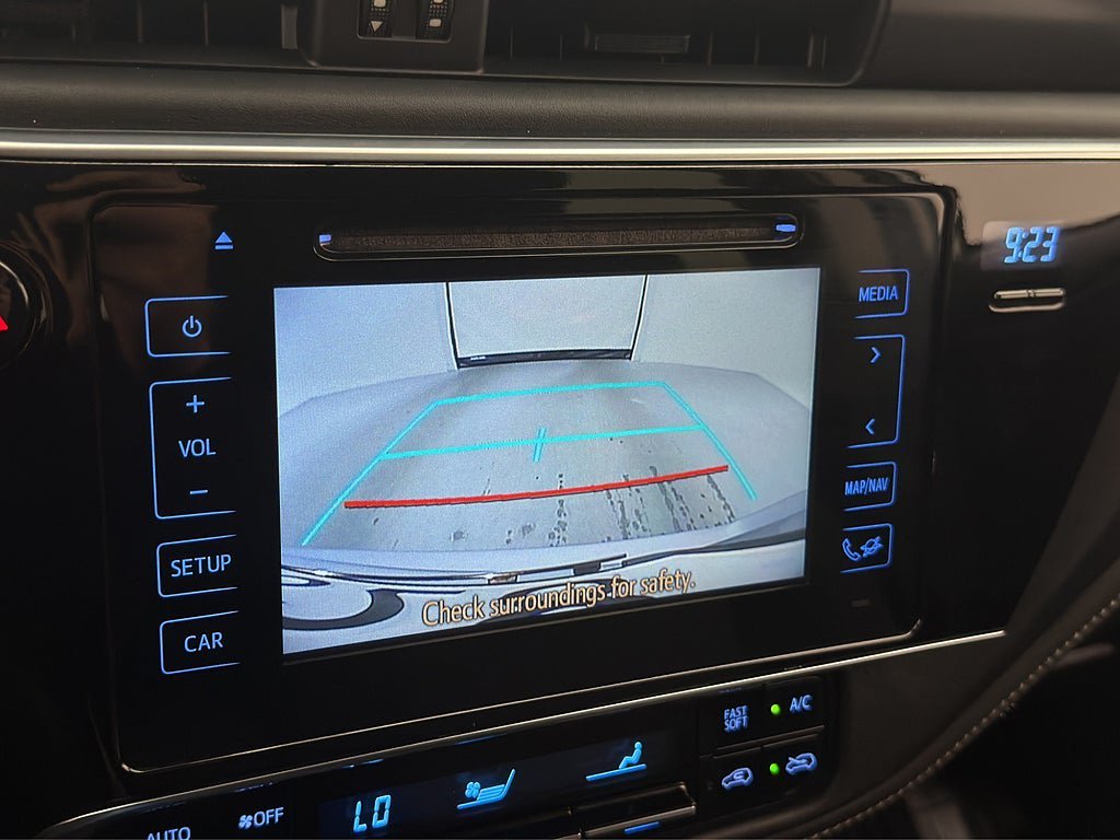 Vehicle Image 21