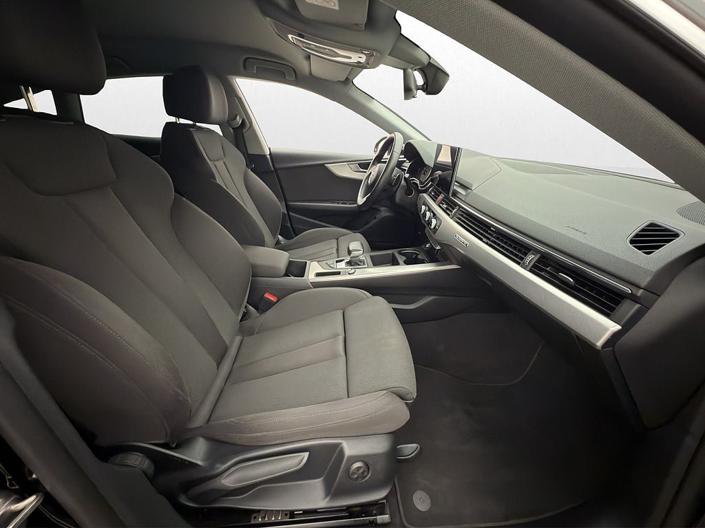 Vehicle Image 14