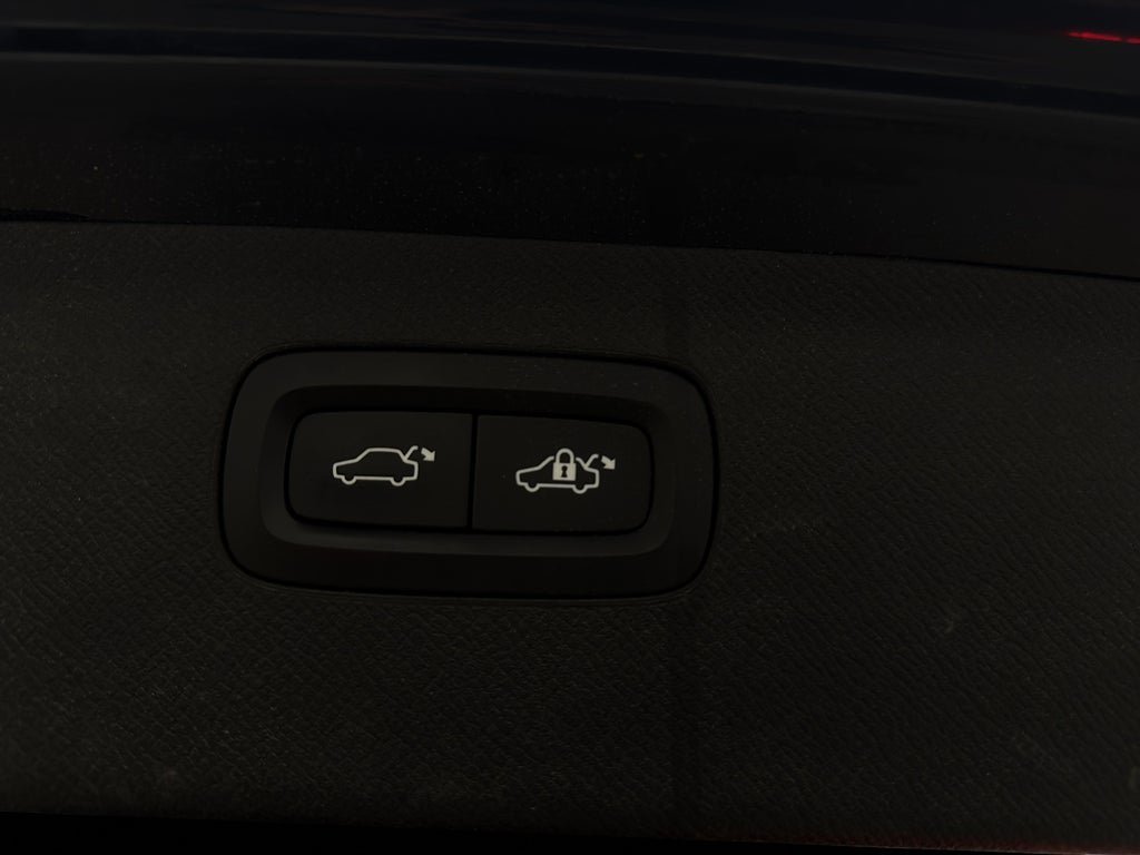 Vehicle Image 29