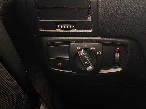 Vehicle Image 29