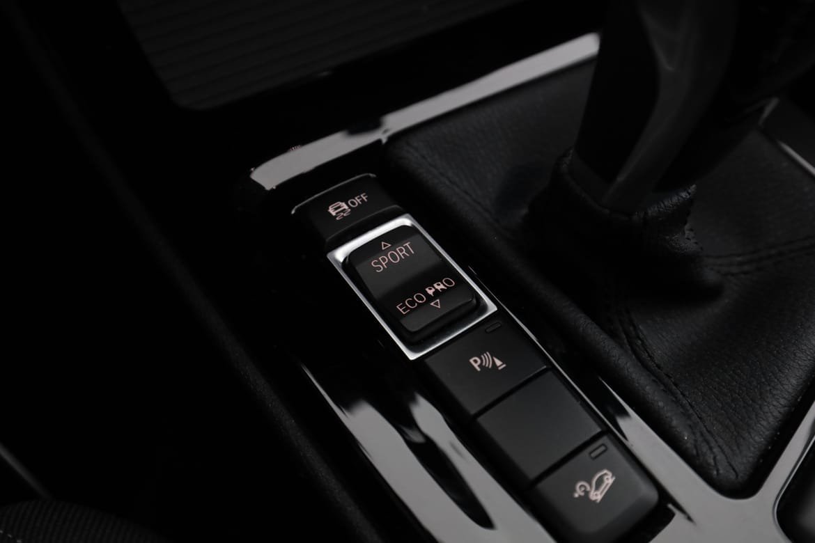 Vehicle Image 27