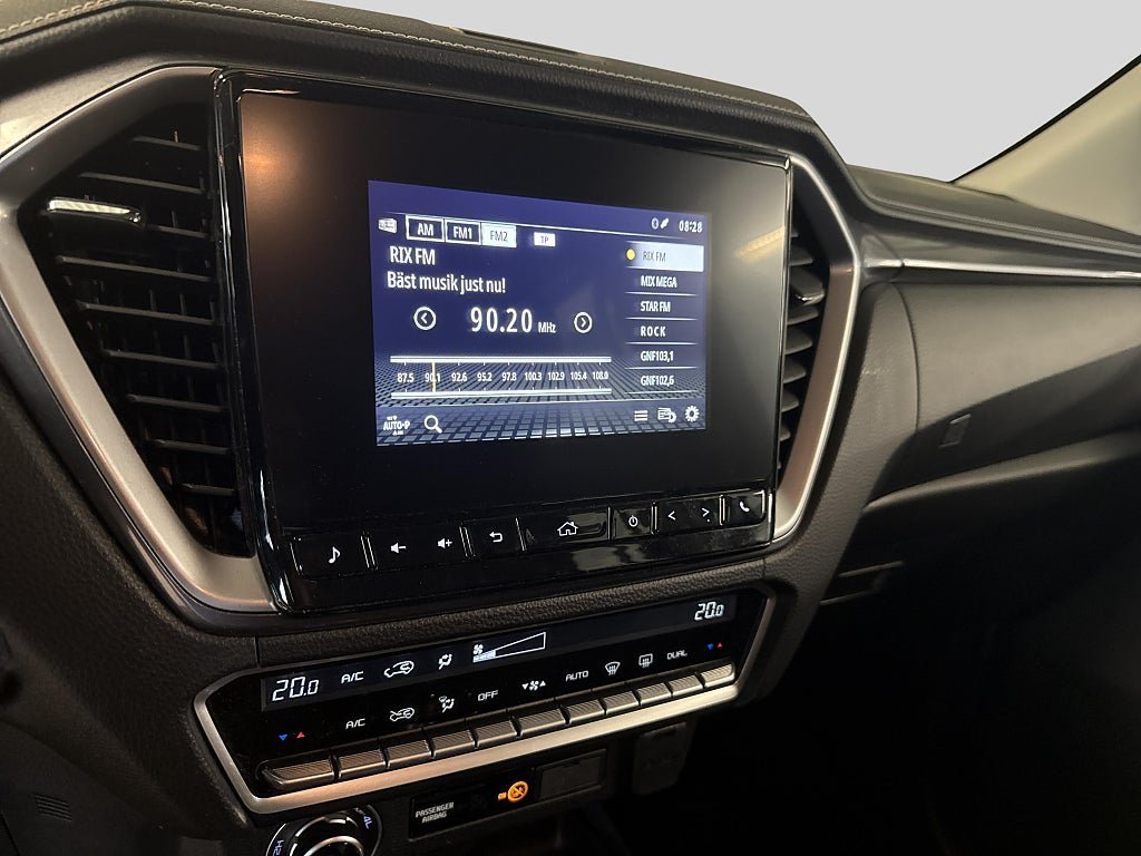 Vehicle Image 6