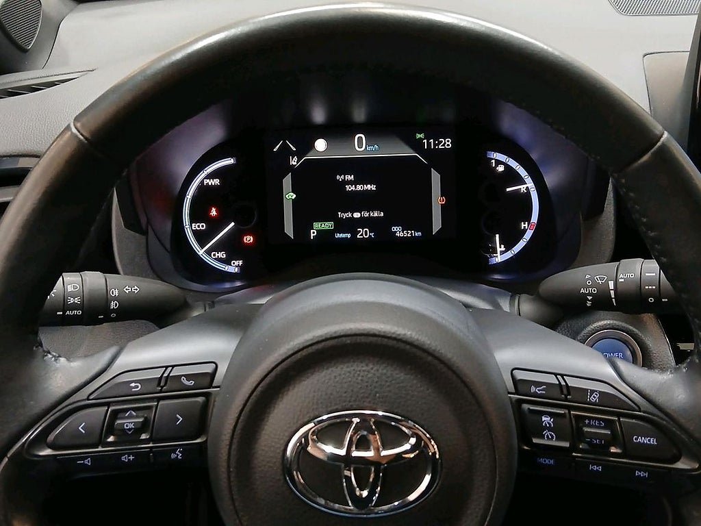 Vehicle Image 15