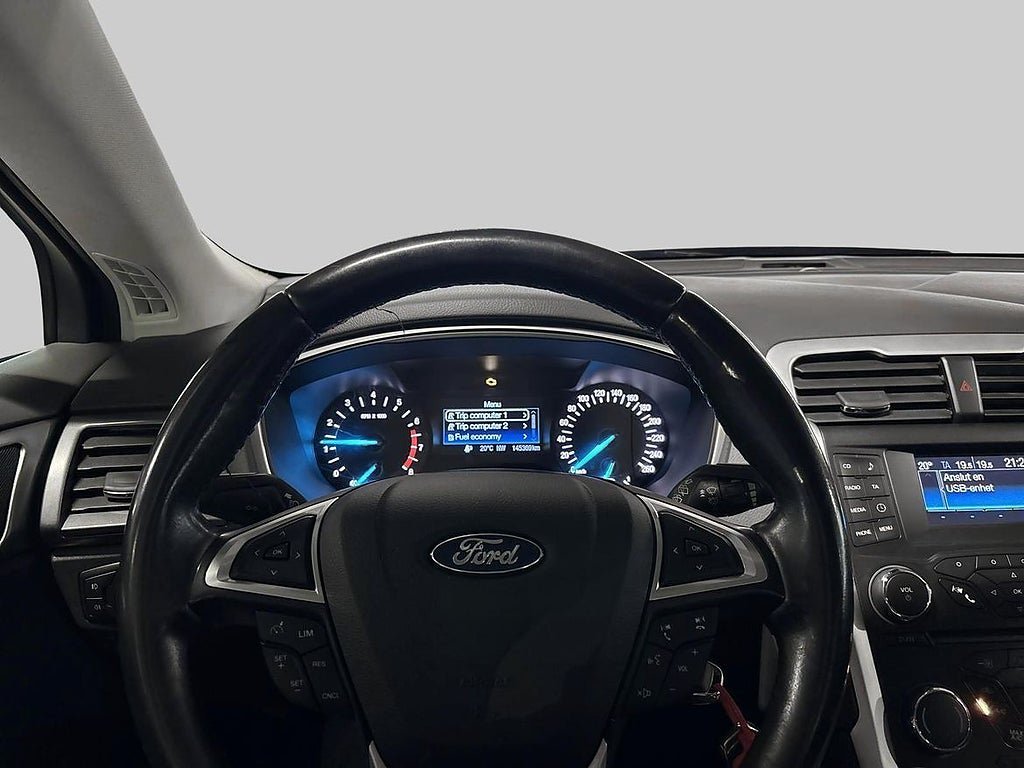 Vehicle Image 14