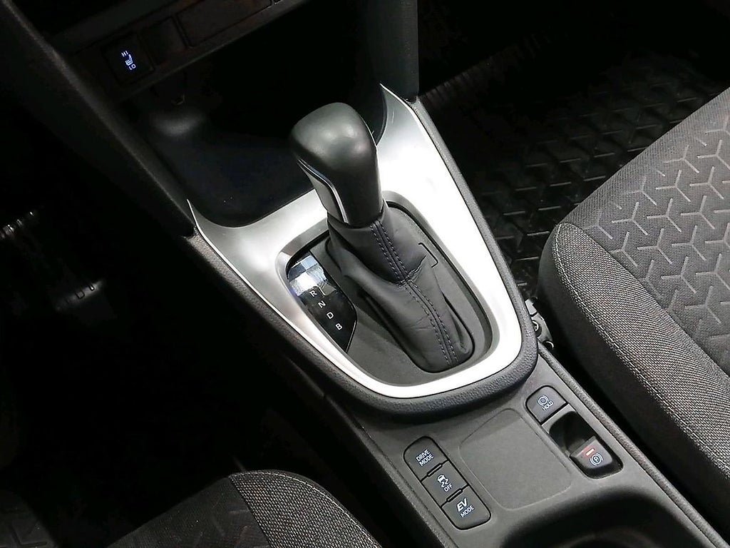 Vehicle Image 18