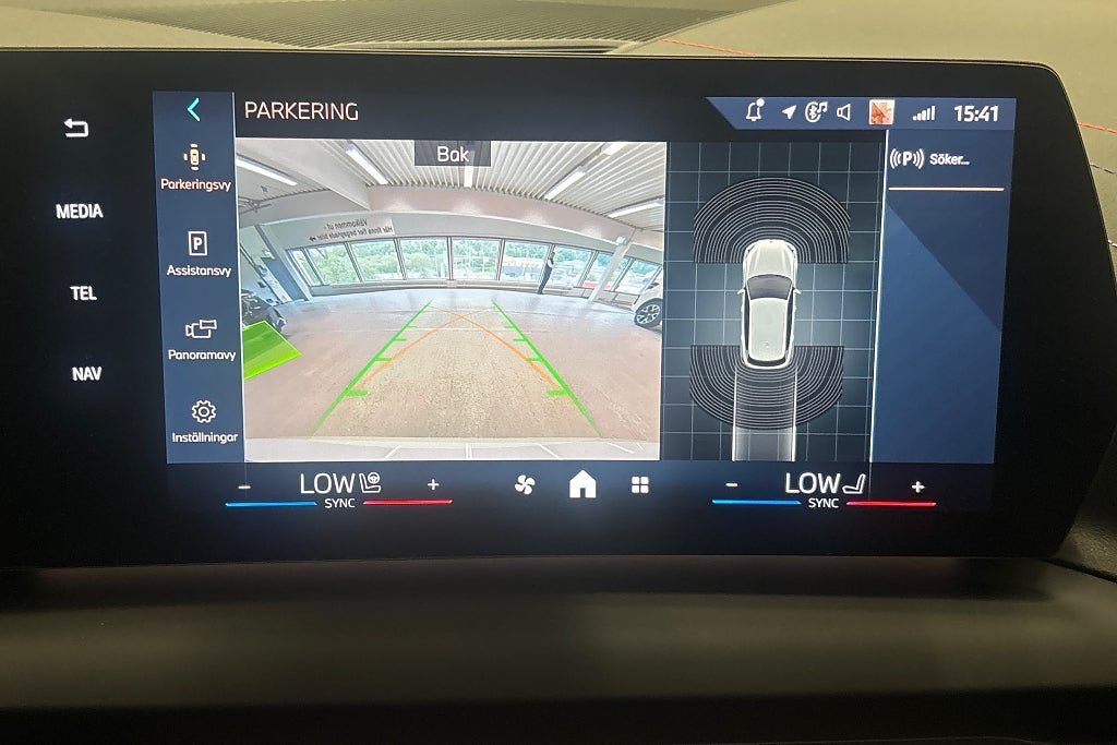 Vehicle Image 14