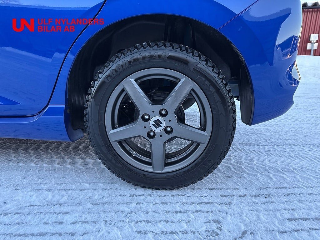 Vehicle Image 15