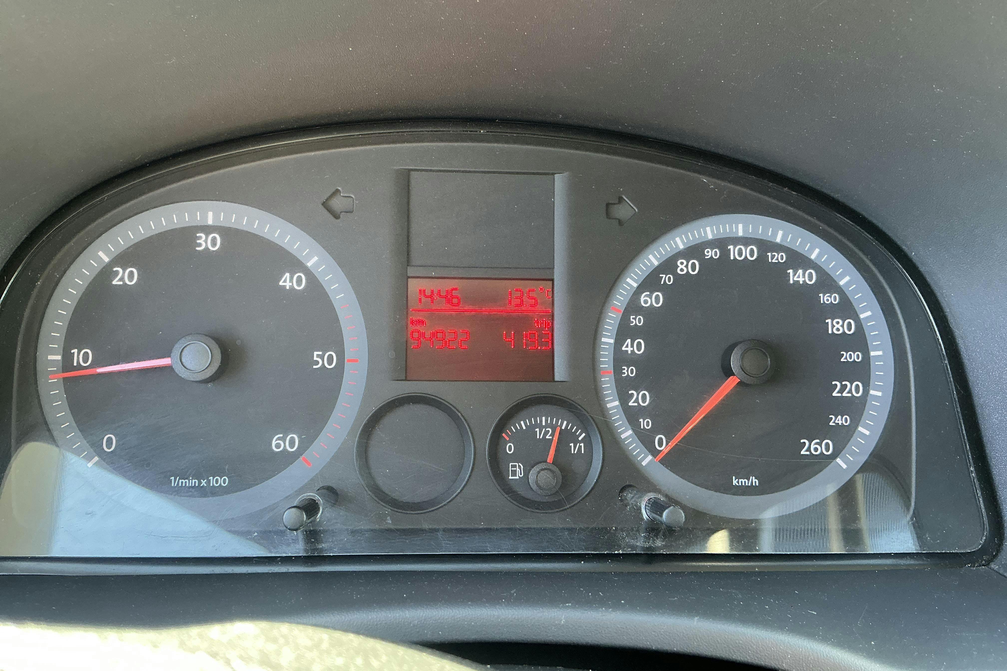 Vehicle Image 9