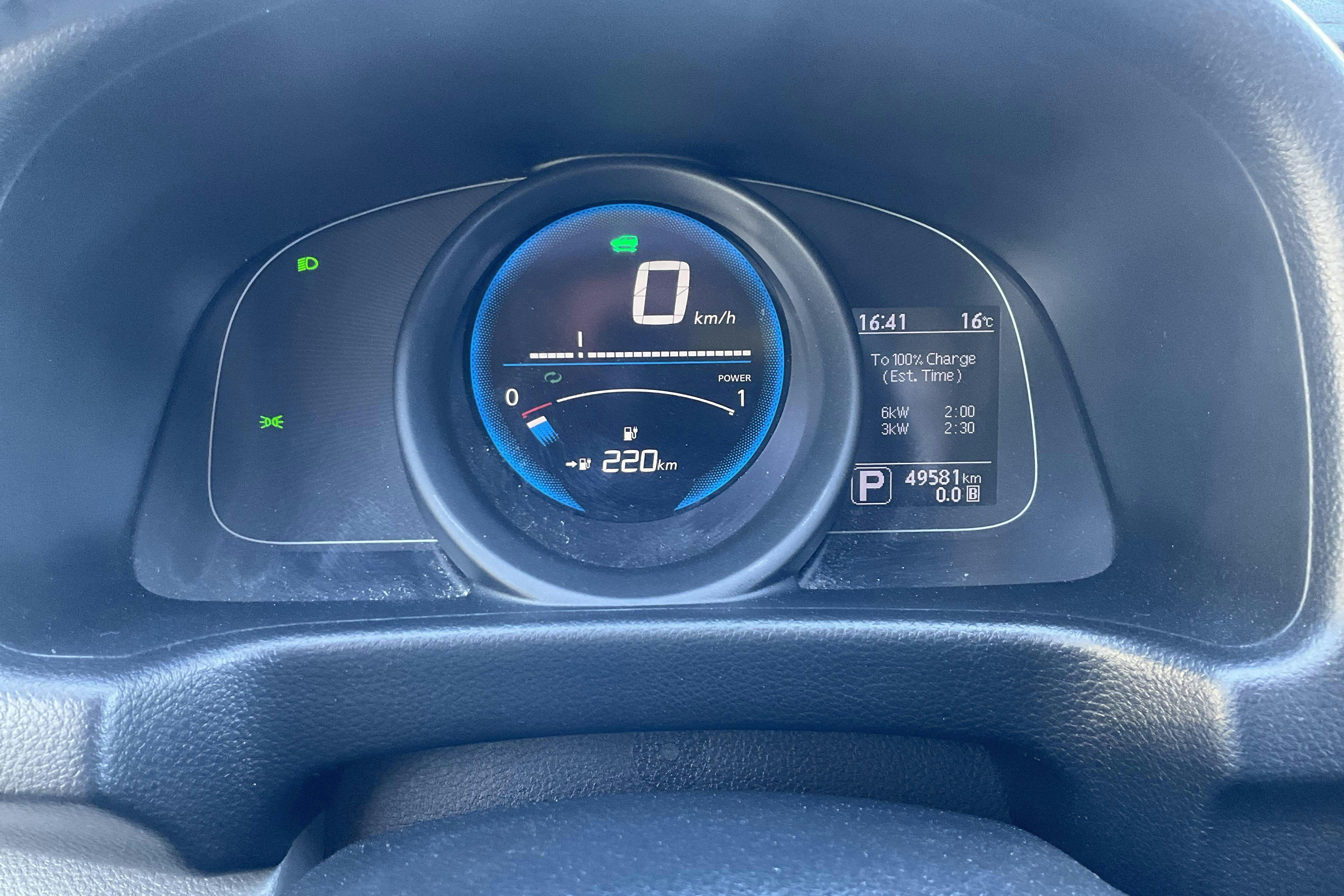 Vehicle Image 9