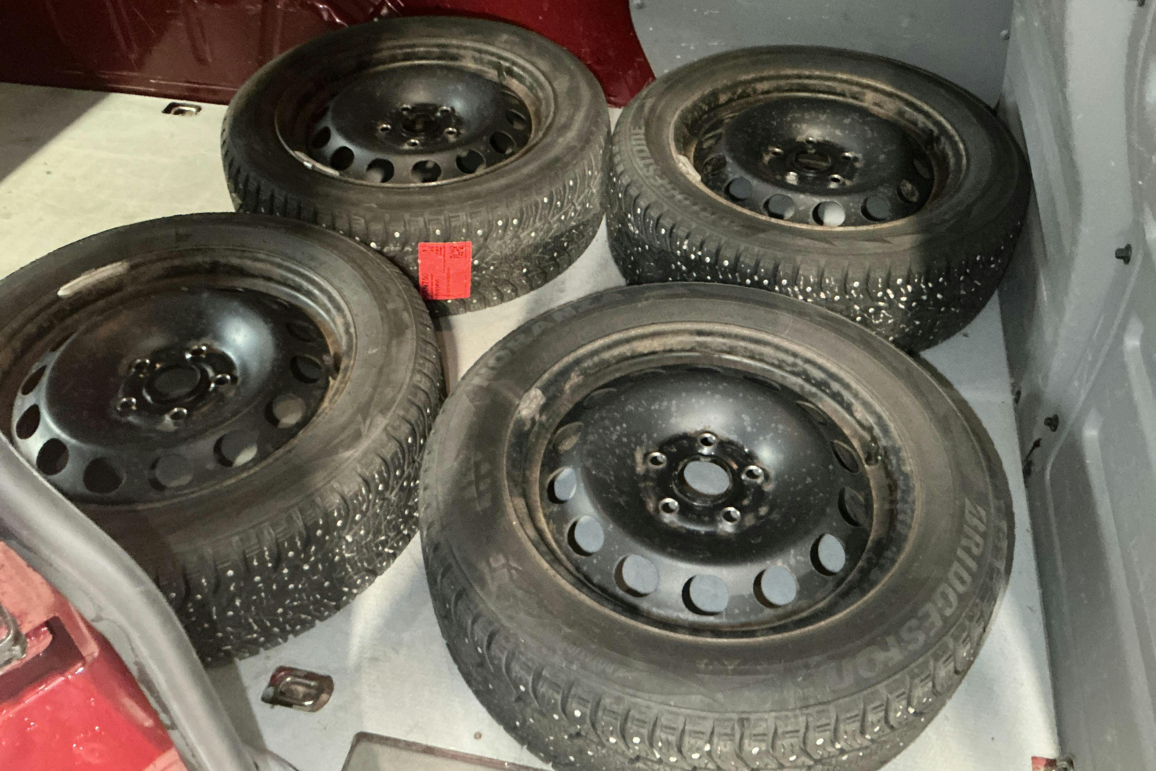 Vehicle Image 10