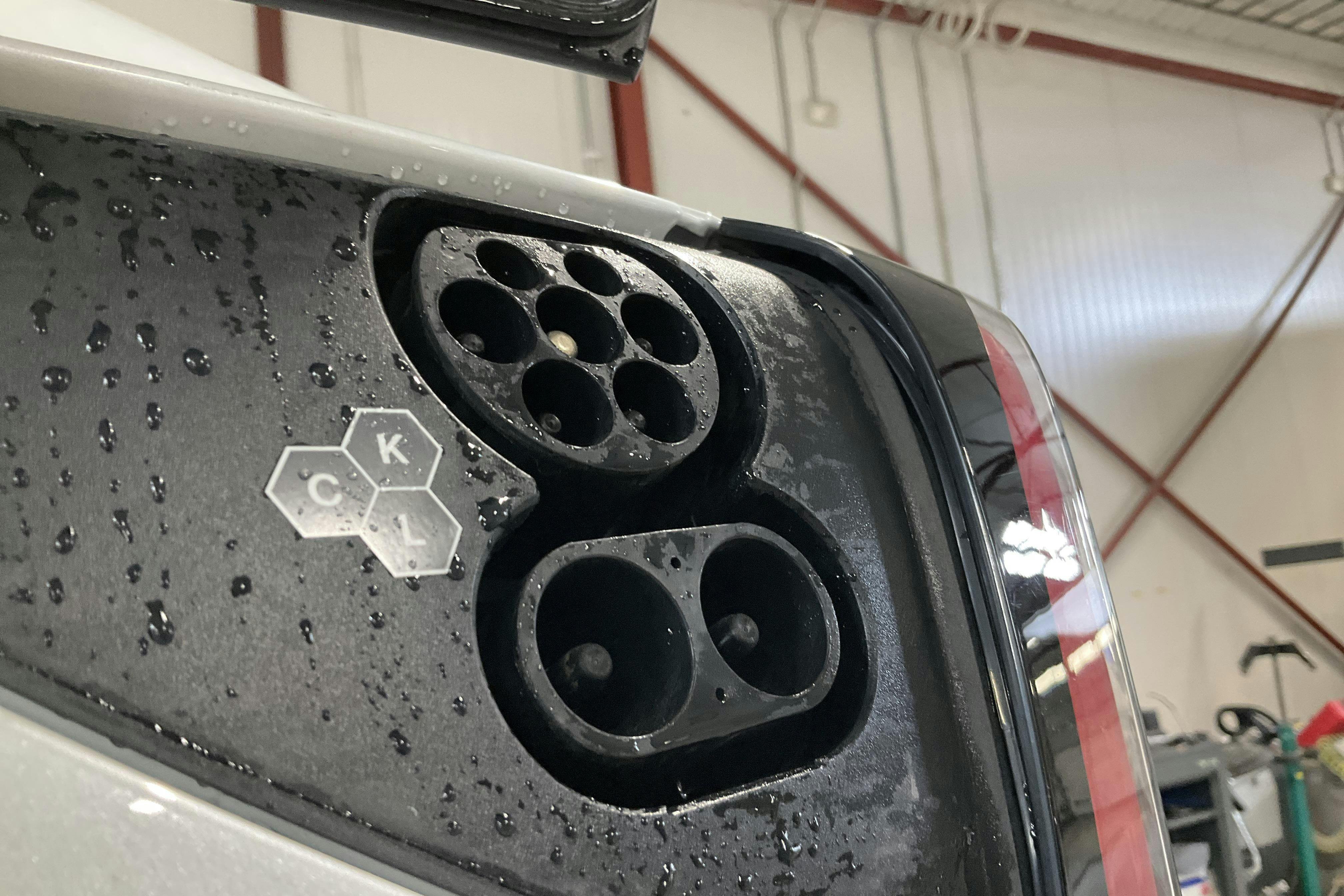 Vehicle Image 19