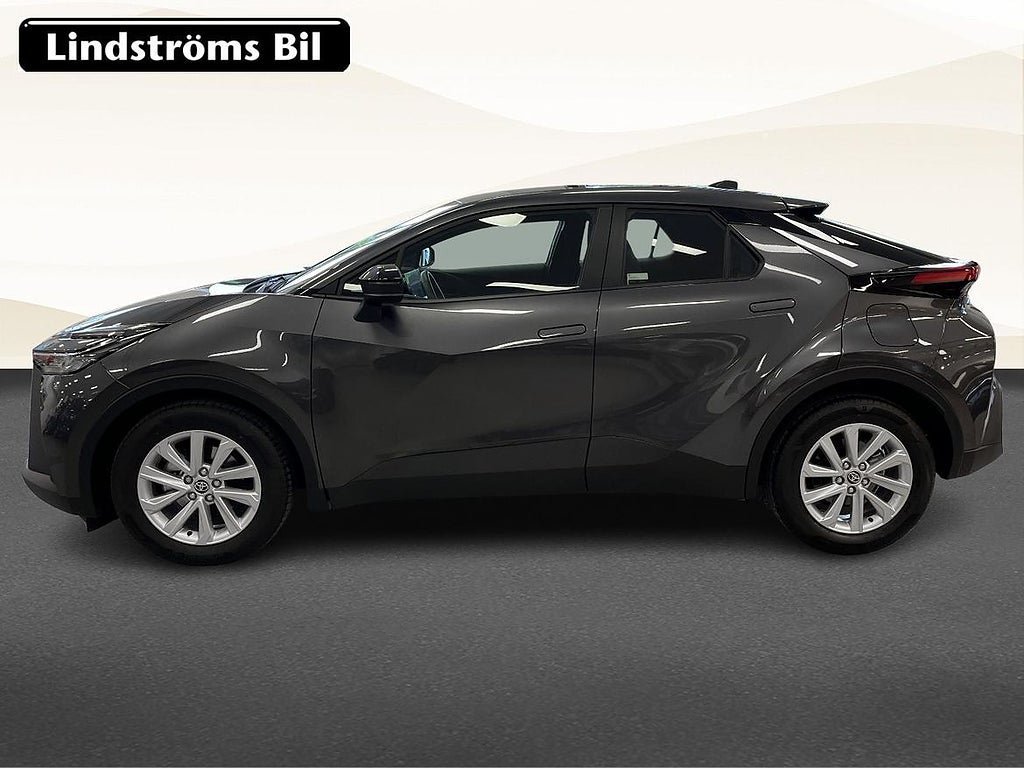 Vehicle Image 6