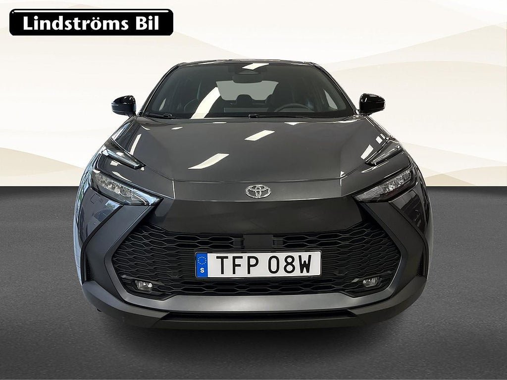 Vehicle Image 8
