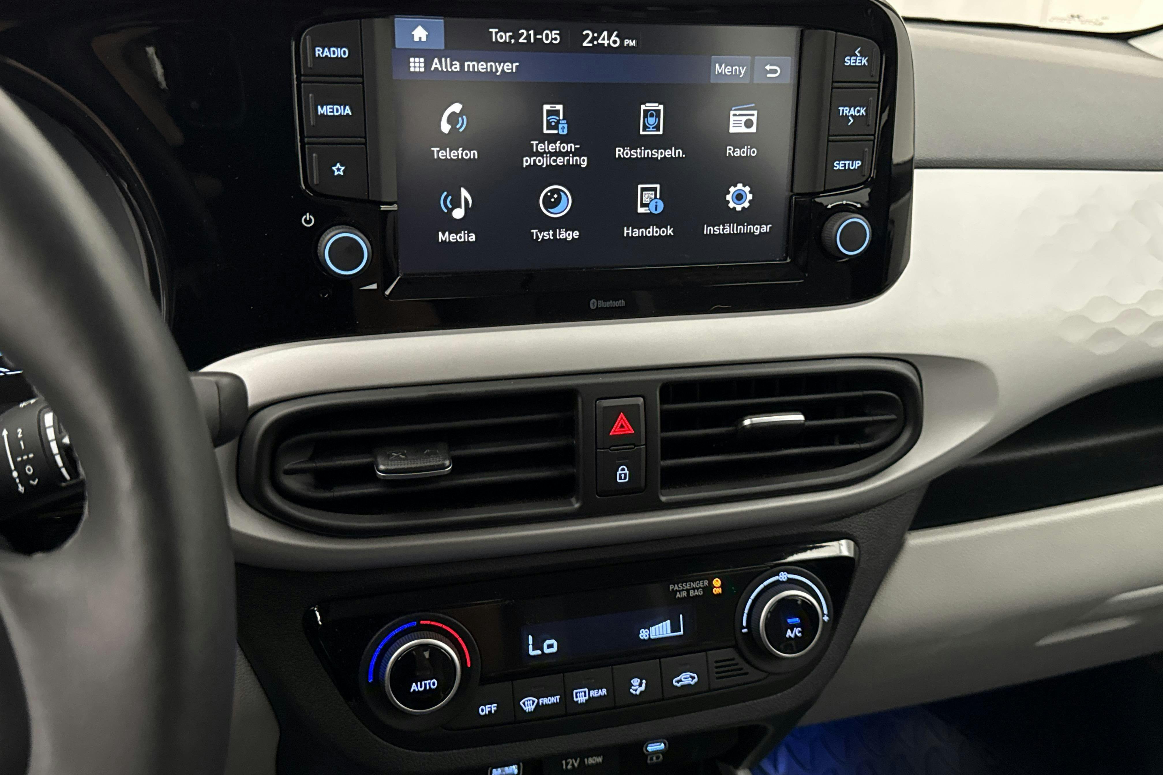Vehicle Image 13