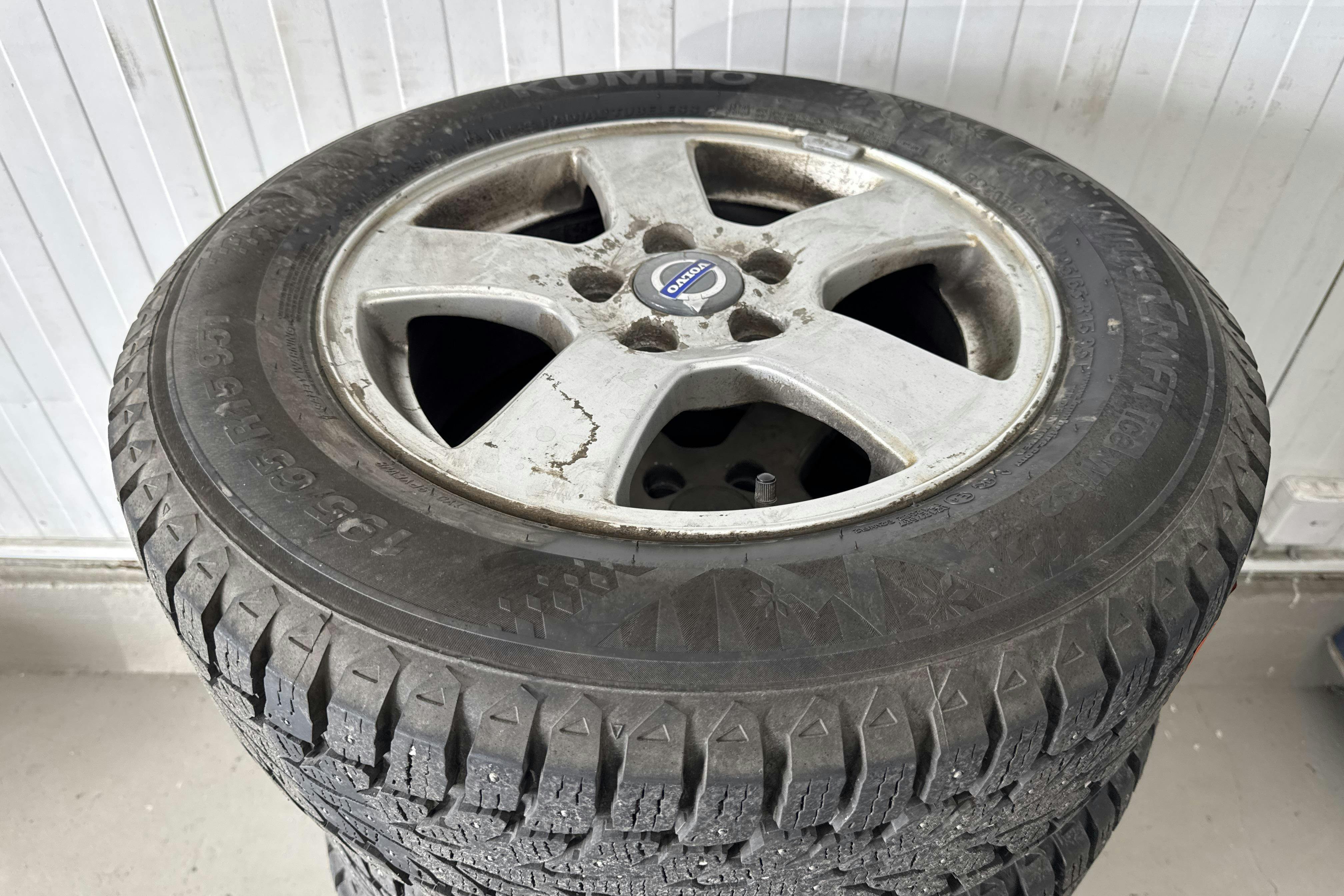 Vehicle Image 15