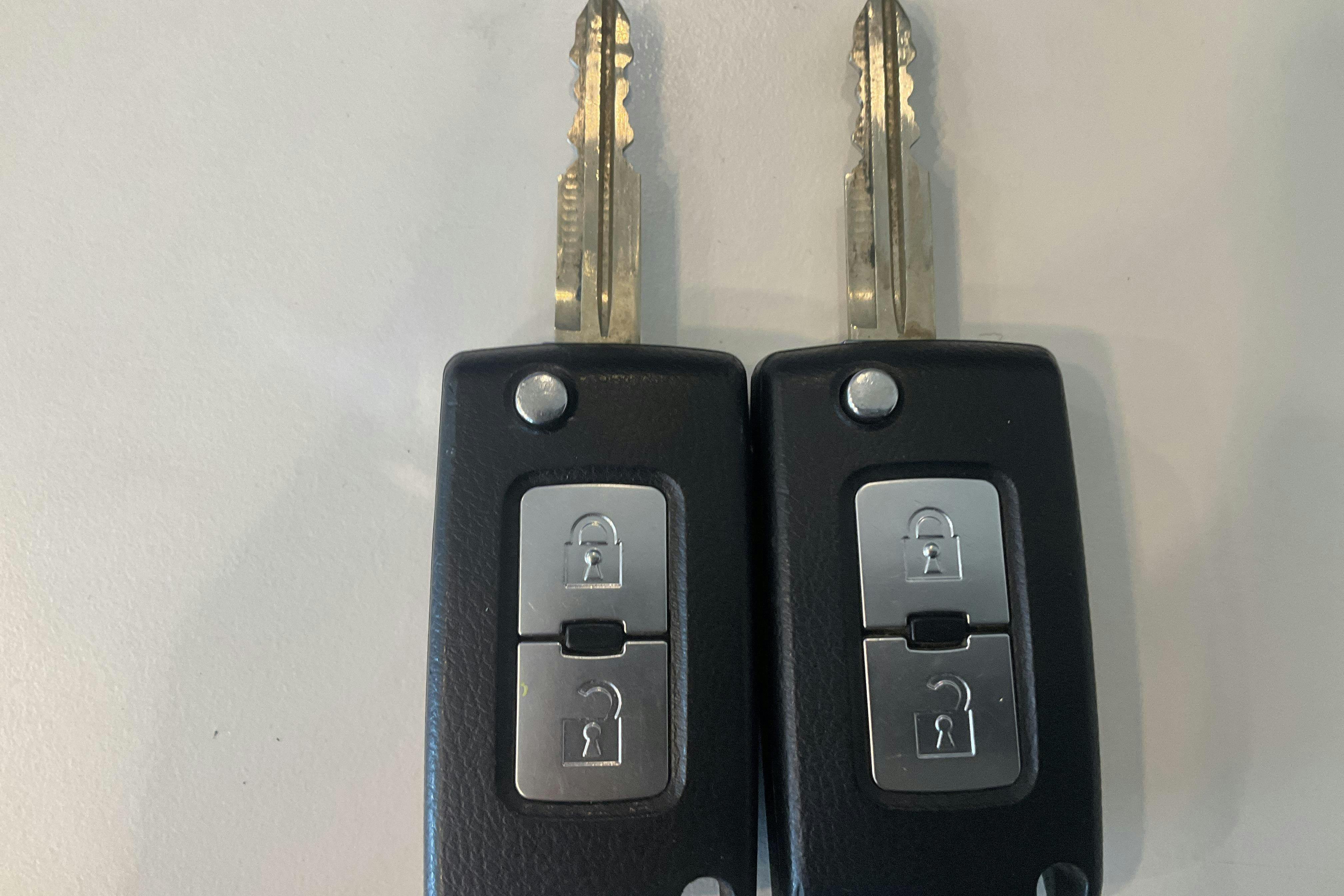 Vehicle Image 23