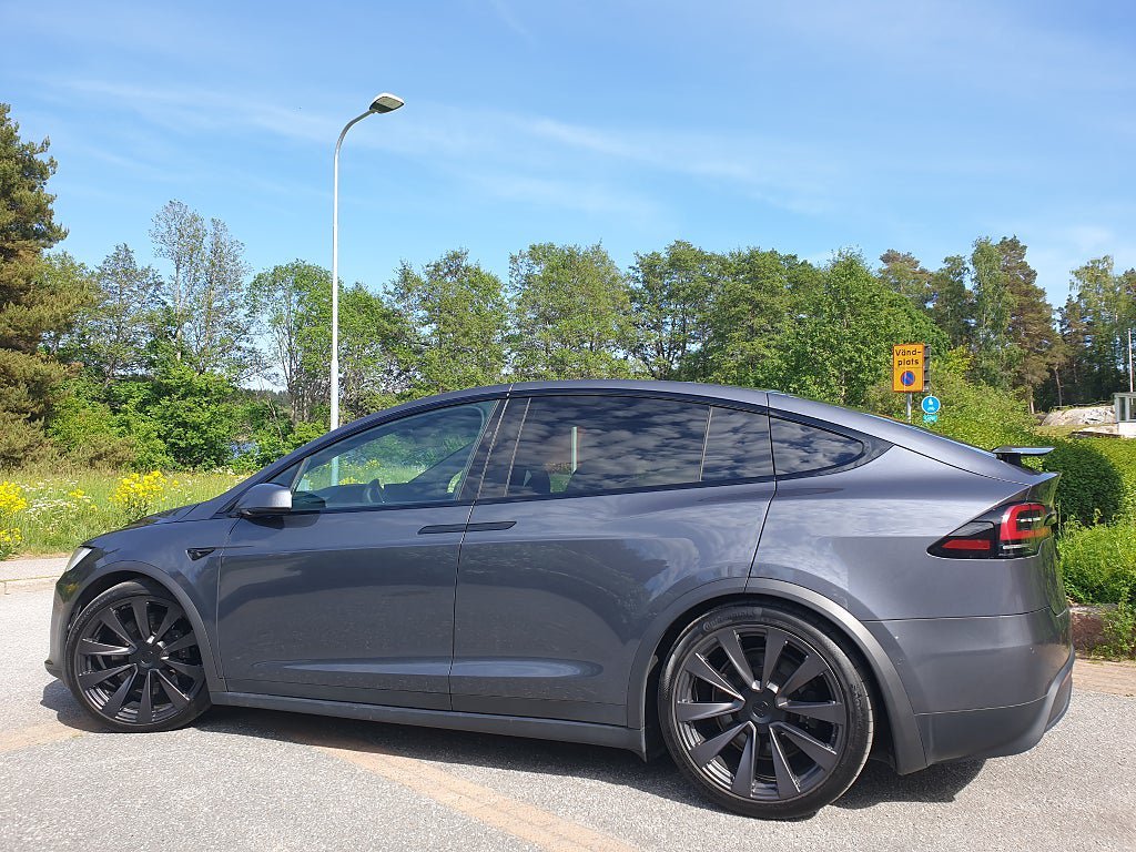 Vehicle Image 24