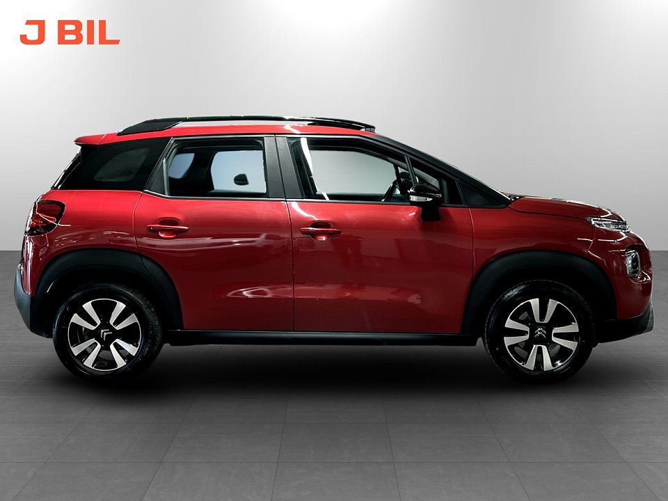 Vehicle Image 13