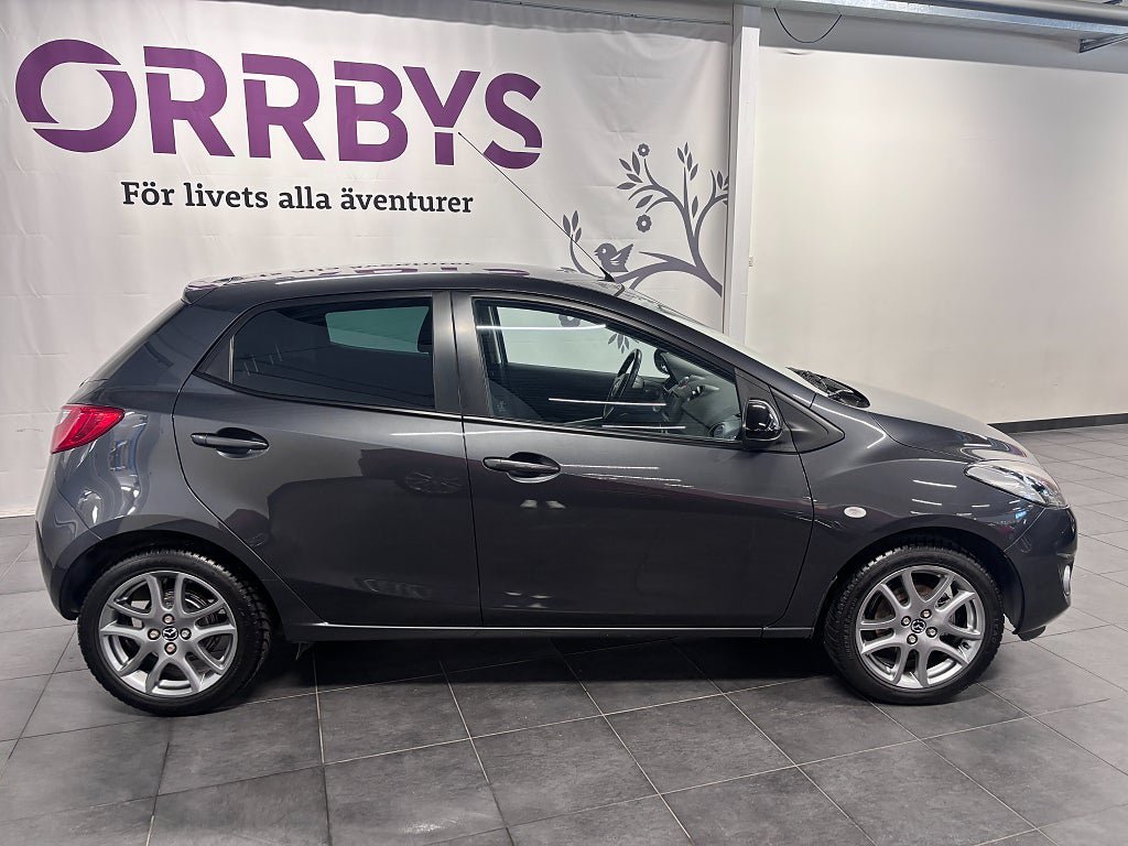 Vehicle Image 3