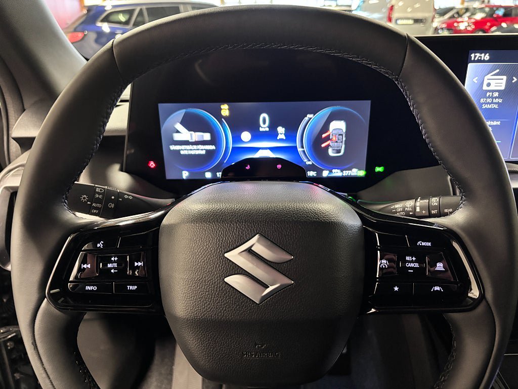 Vehicle Image 8