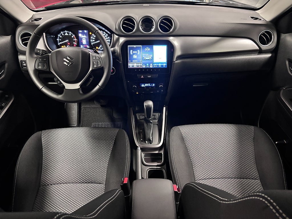 Vehicle Image 8