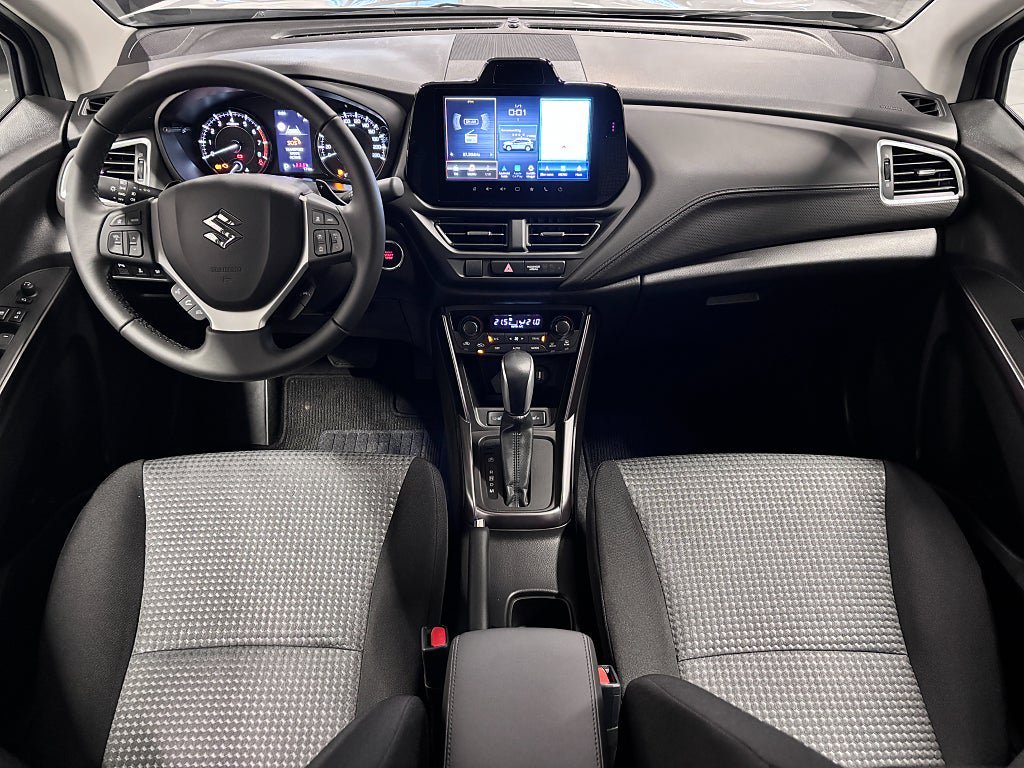 Vehicle Image 7