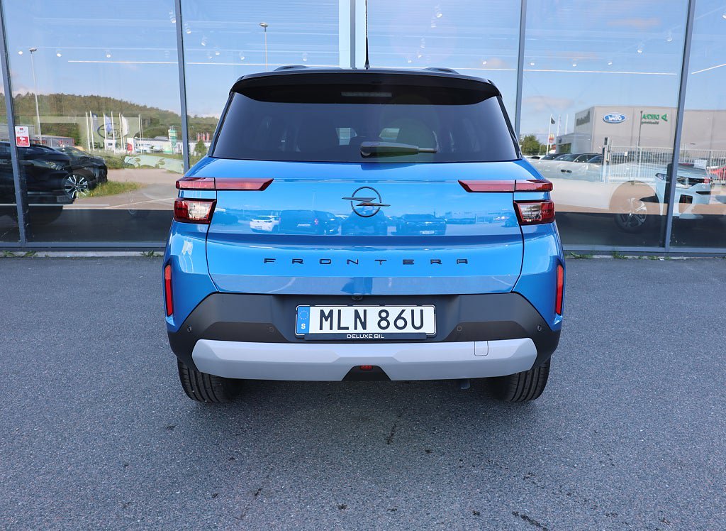 Vehicle Image 6