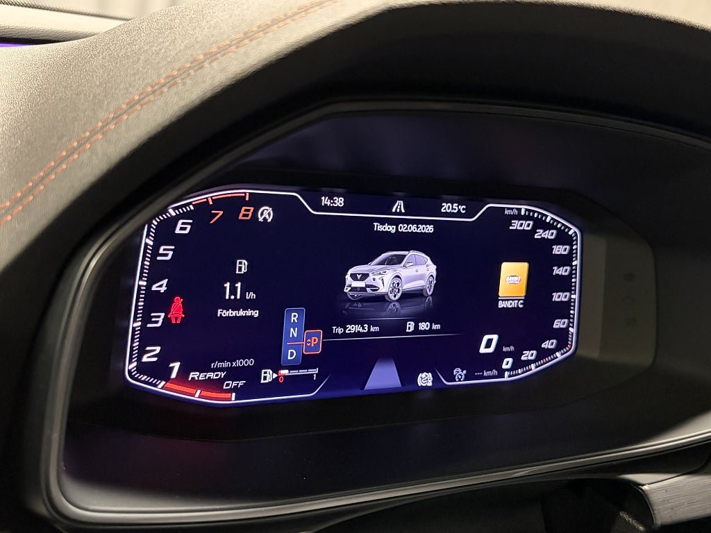 Vehicle Image 16