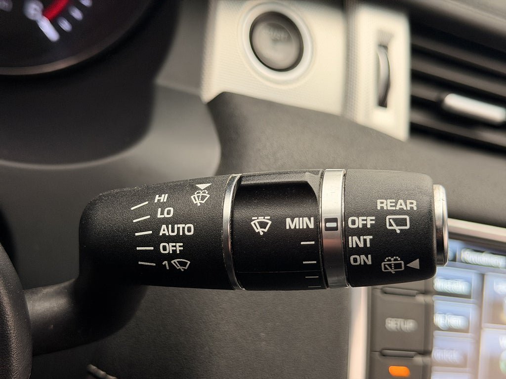 Vehicle Image 27
