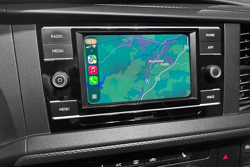 Vehicle Image 21